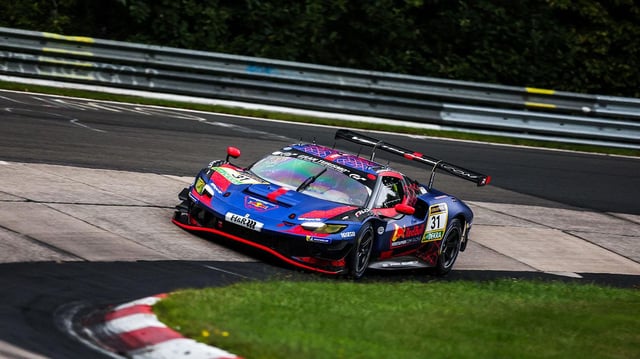 Ferrari-Max-Verstappen-celebrates-GT3-racing-debut-with-Emil-Frey.jpeg