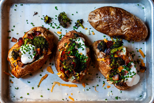 baked potato with crispy broccoli-8